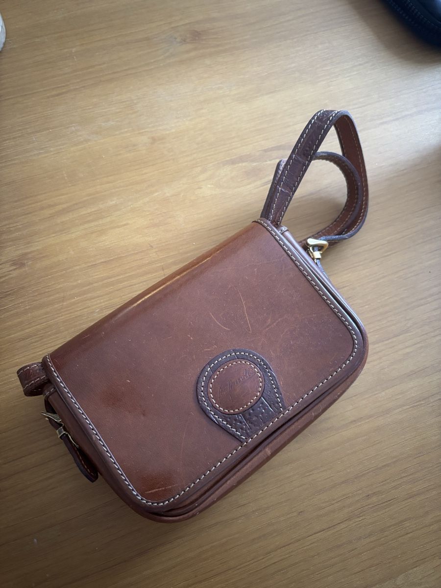Taschen für Damen: Vintage Ledertasche – Gebraucht aus Zürich von elleon44