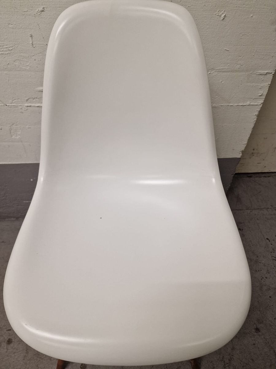Stühle: Vintage Stuhl Weiss – Gebraucht aus Zürich von Vintage-1993 2