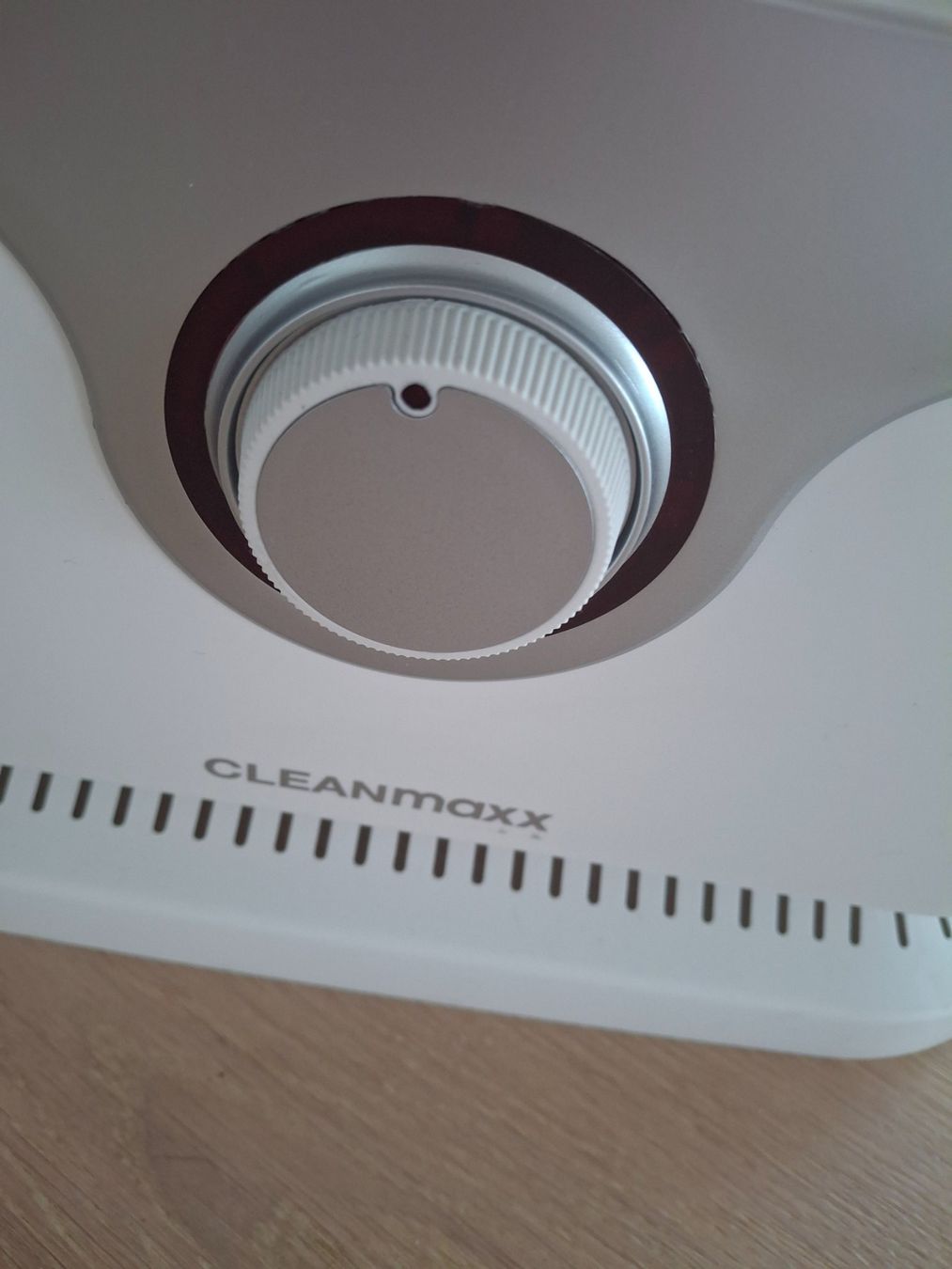 Cleanmaxx Ferri da stiro: Cleanmaxx Hemdenbügler – Usato da Zürich venduto da agnesbluewin 1