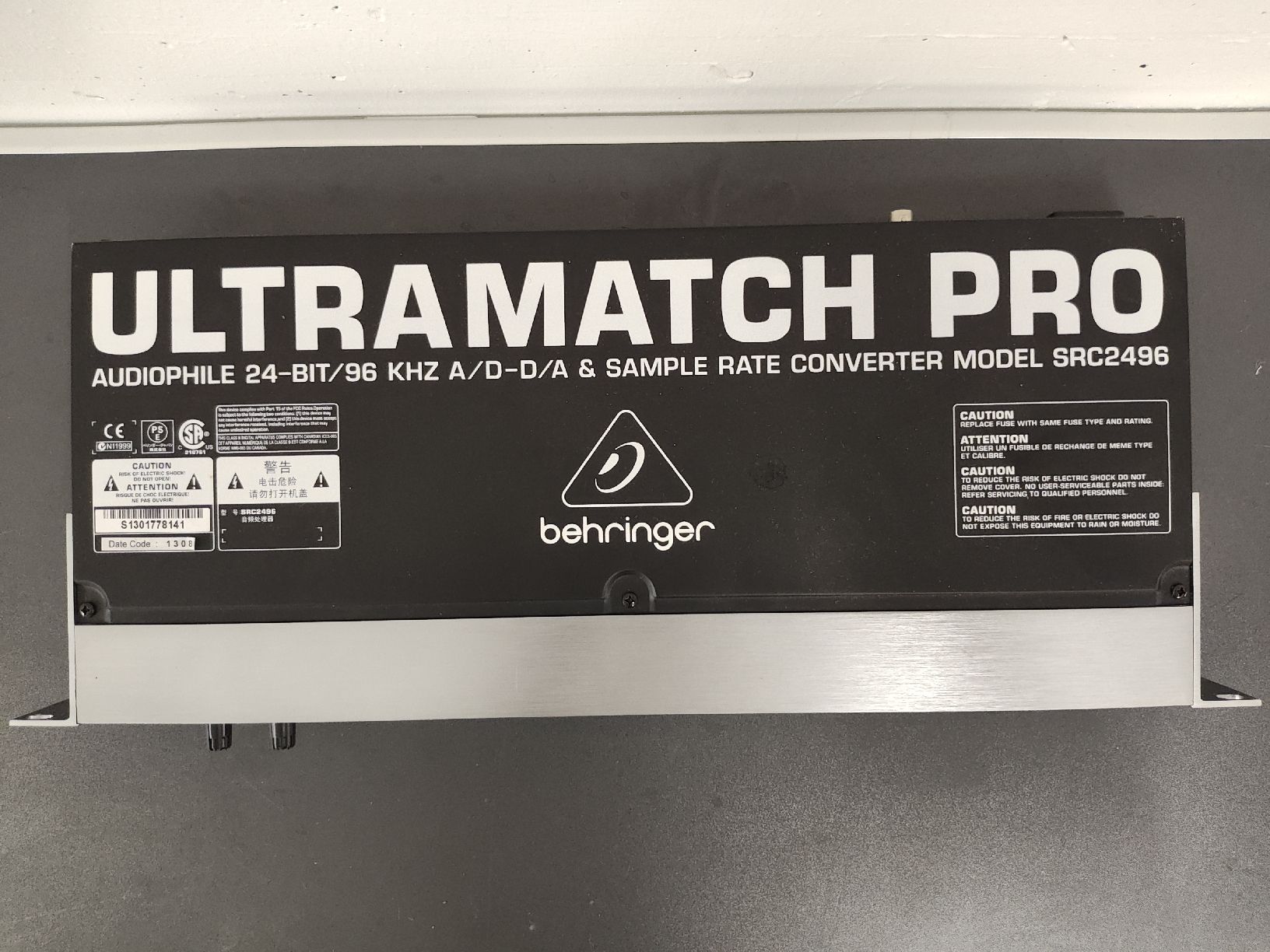 Behringer Convertitori: Behringer Ultramatch Pro - 24bit/96 Khz A/D-D/A Konverter – Usato da Dürnten venduto da edumental