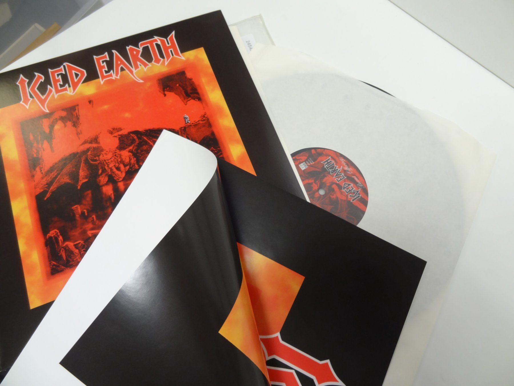 Schallplatten: Iced Earth - Burnt Offerings LP - poster!! – Gebraucht aus luzern von musicandart 2