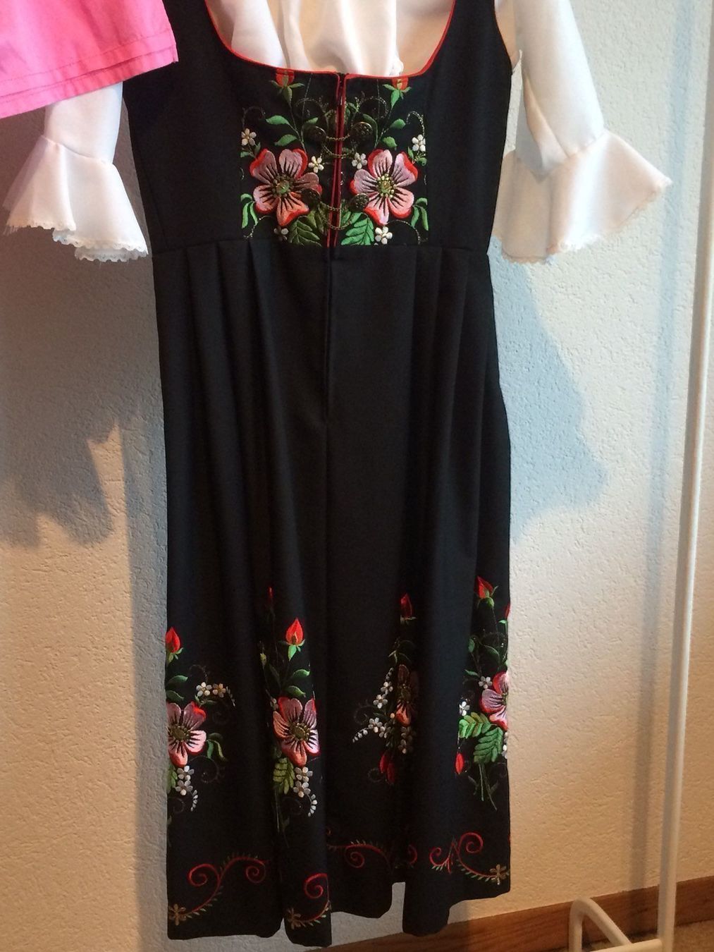 Vestiti: Wunderschönes Dirndl – Usato da Baden venduto da sylivianne 2