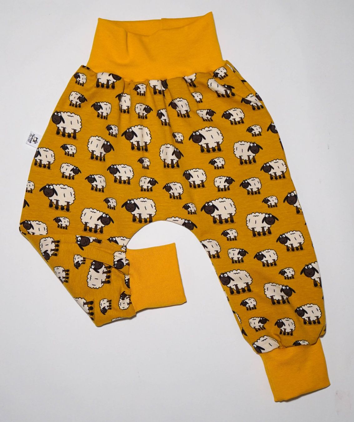Pantaloni: Pumphose mit Schafe - Gr. 74/80 NEU – Nuovo e nell'imballaggio originale da Zürich venduto da sambaum