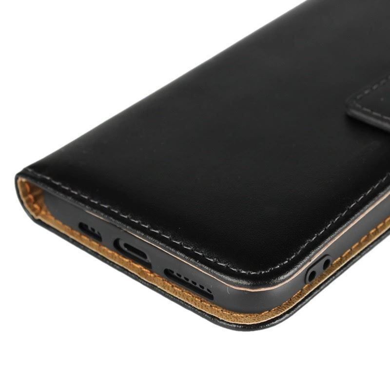 Coques & Protection écran: LUXUS Apple iPhone 11 Leder Cover Case – Neuf avec emballage d'origine à Zürich par Store-247 2