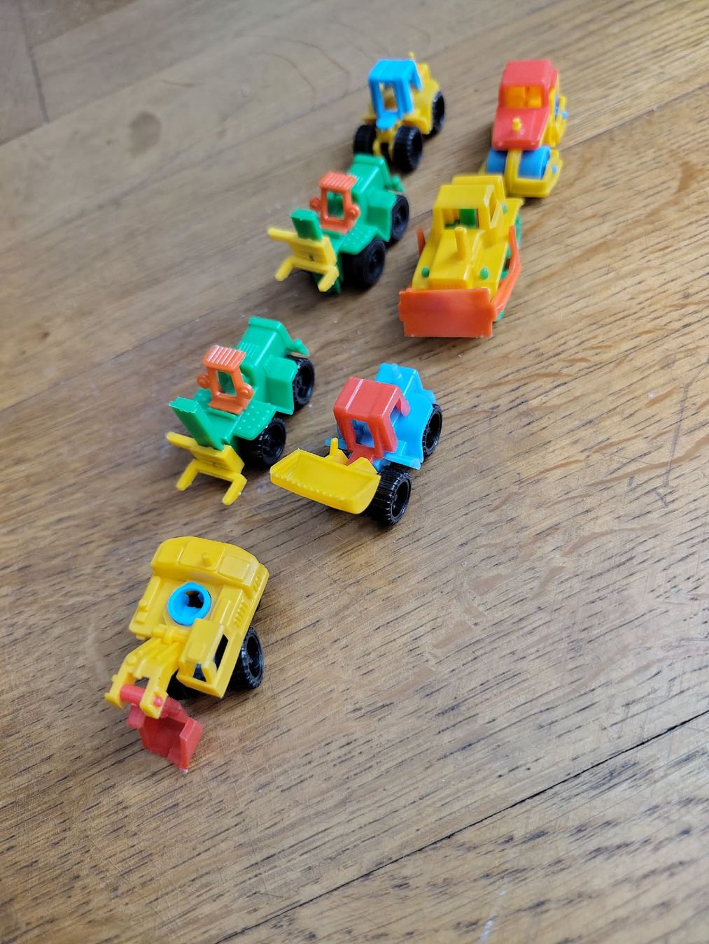 Giocattoli: Mini-Spiel-Fahrzeuge – Usato da Liestal venduto da hen_z7vz 3