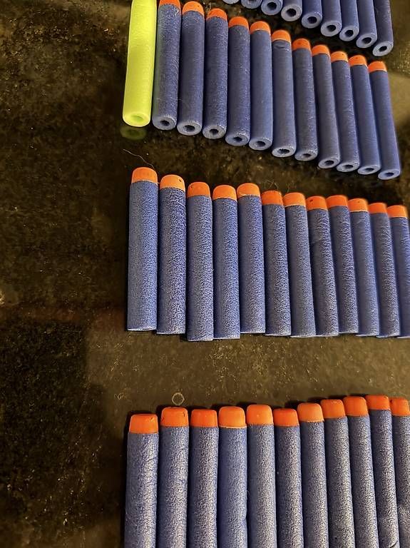 Nerf Giocattoli: 53 Nerf-Schüsse inklusive 6er-Magazin – Usato da Buchrain venduto da nic_sp69 2