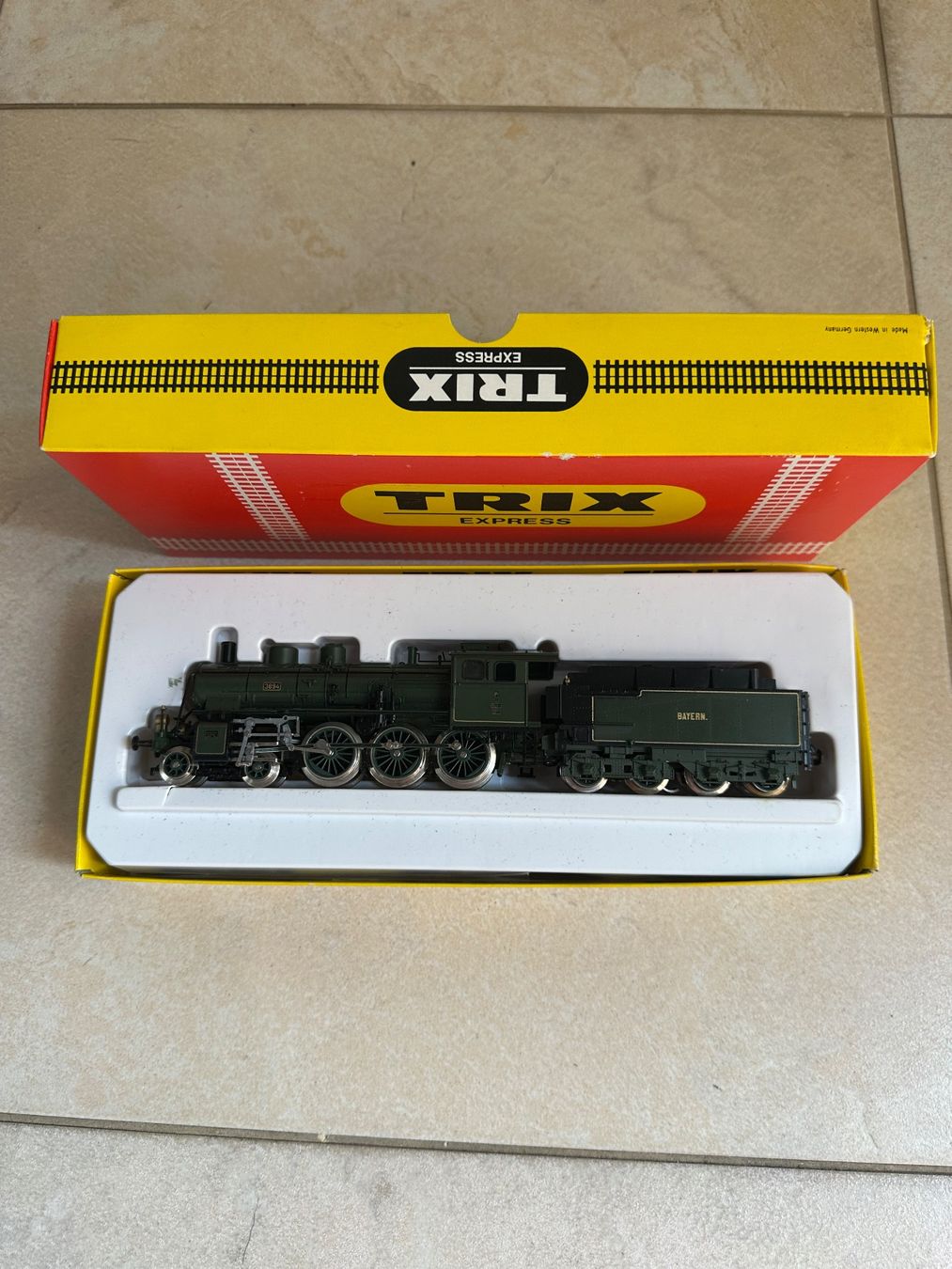 Trix Modellini di ferrovie: Trix Express H0 Modelleisenbahn Sammlung – Usato da Oberwil BL venduto da Elektrotec 7