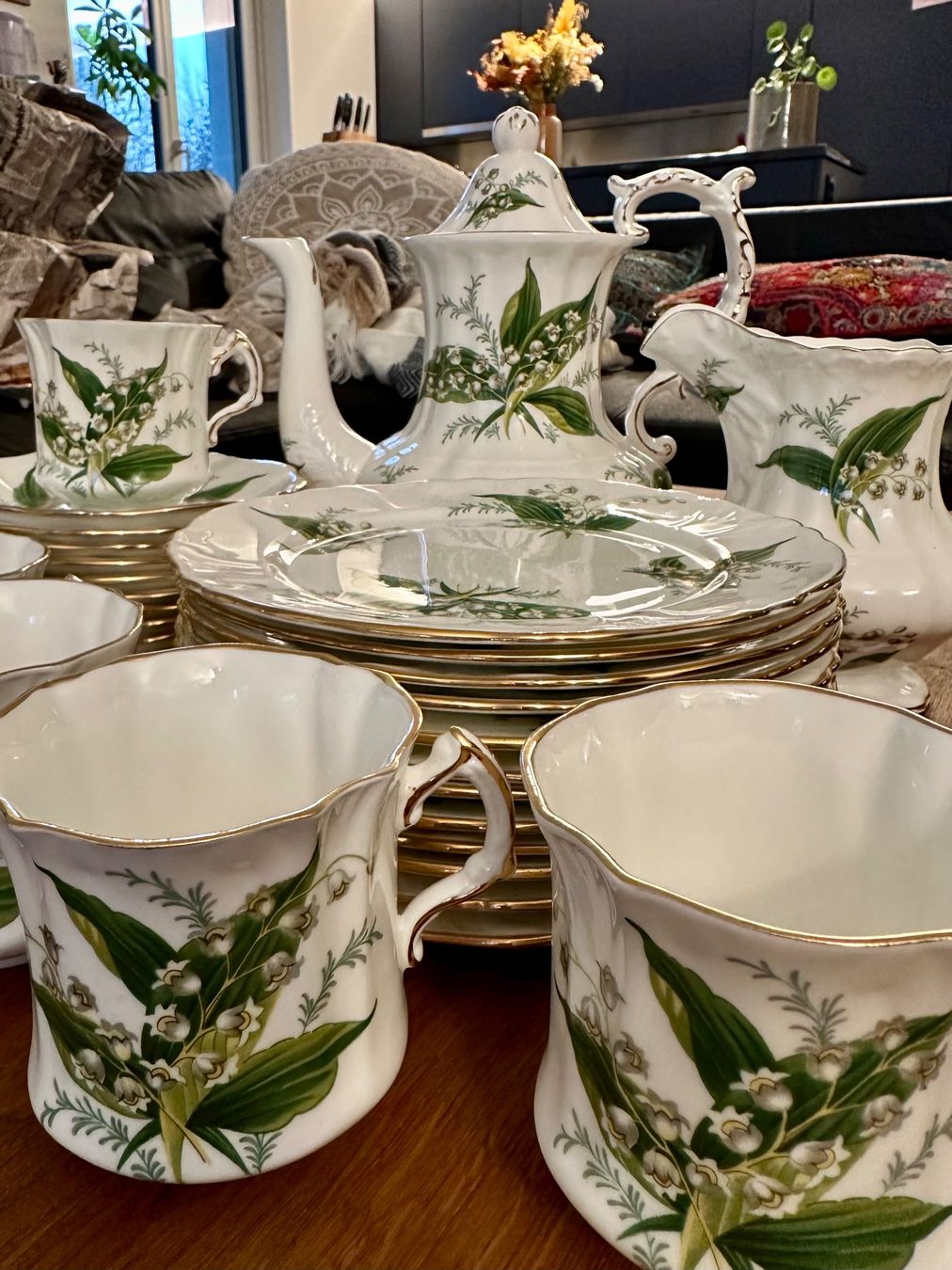 Set di piatti: Kaffeeservice Porzellan – Nuovo e nell'imballaggio originale da Zürich venduto da mar_ncs5