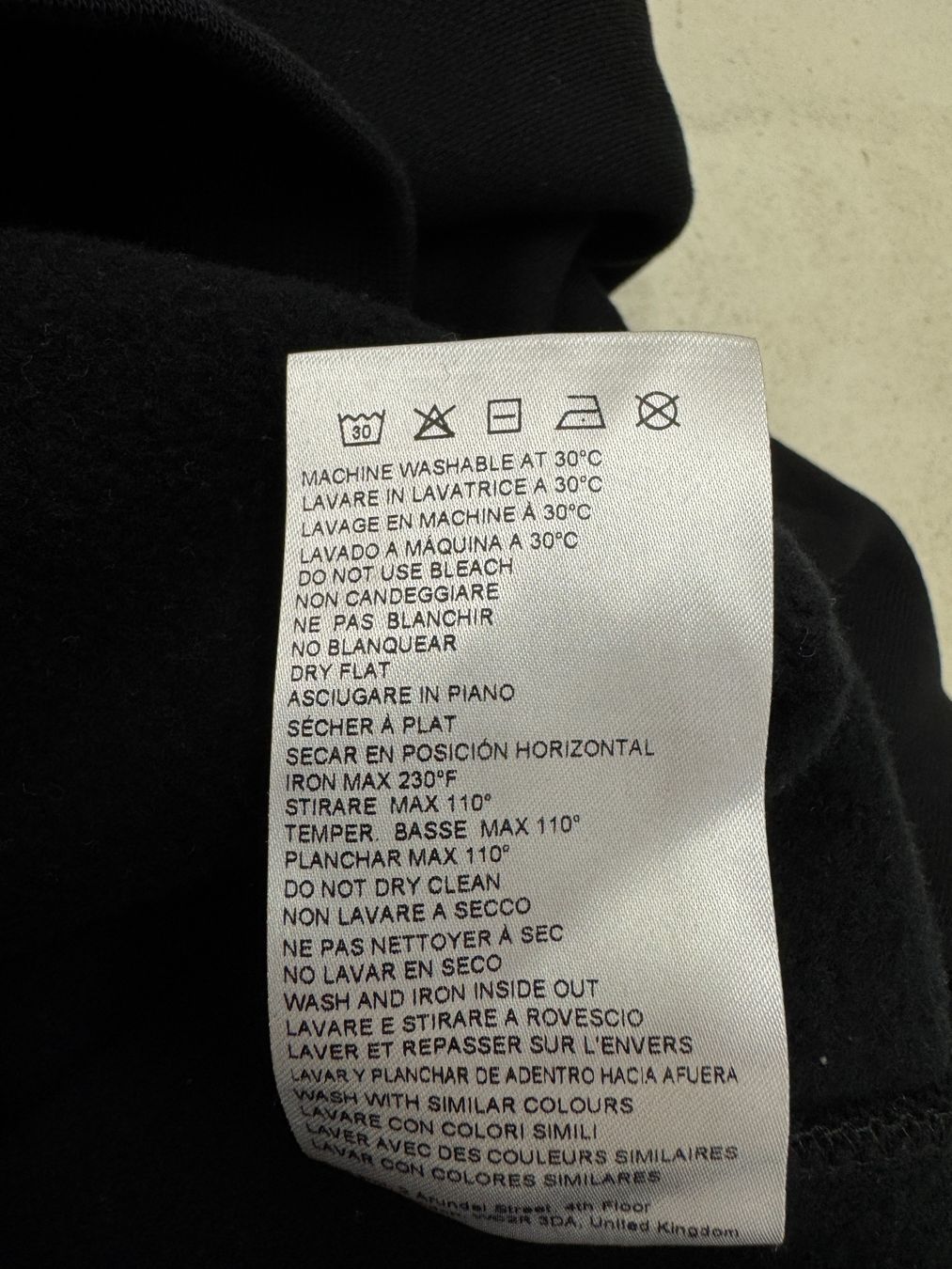 Pullover & Sweatshirts: Sweat à capuche noire Coperni neuve – Neu (gemäss Beschreibung) aus giffers von sev_c9x9 8