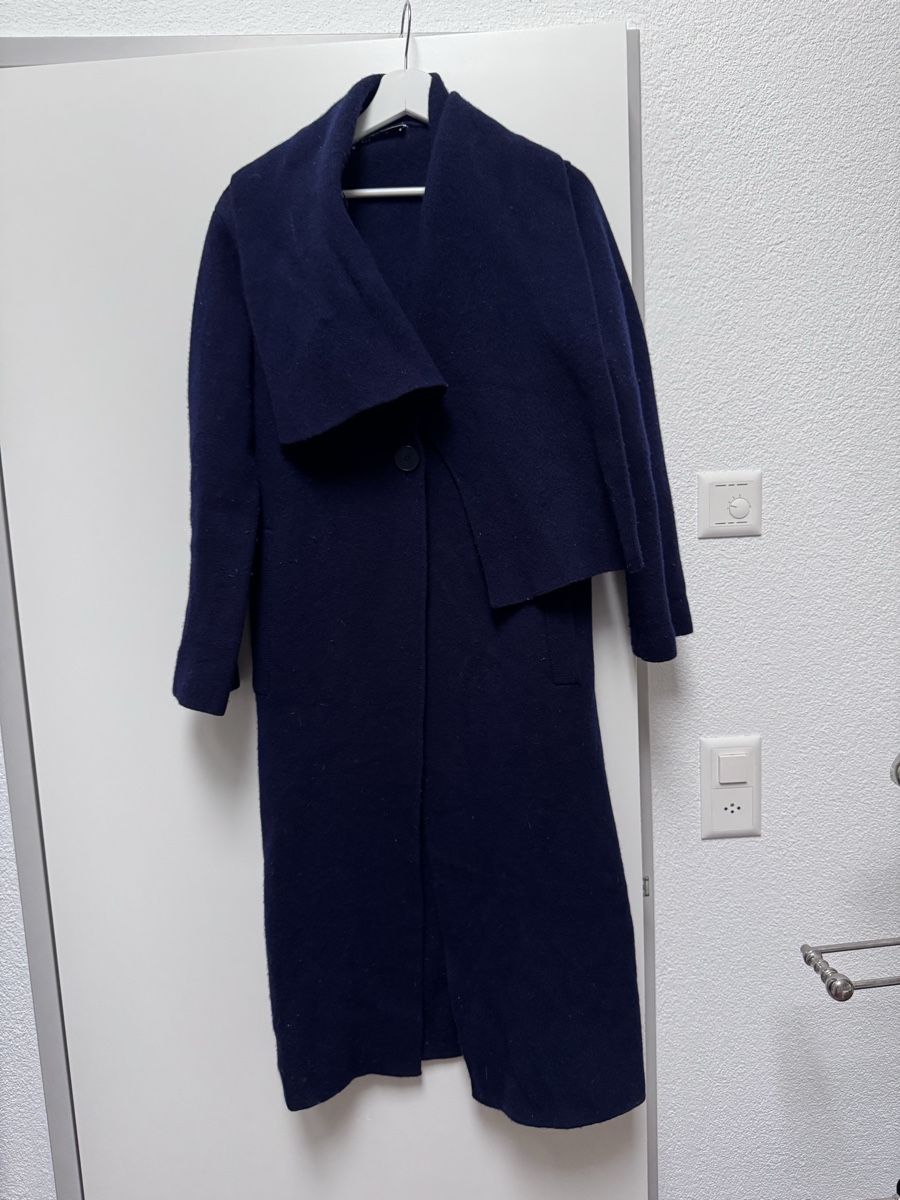 Zara Cappotti: 100% wool coat Zara S navy blue – Usato da Luzern venduto da raquel.m 1