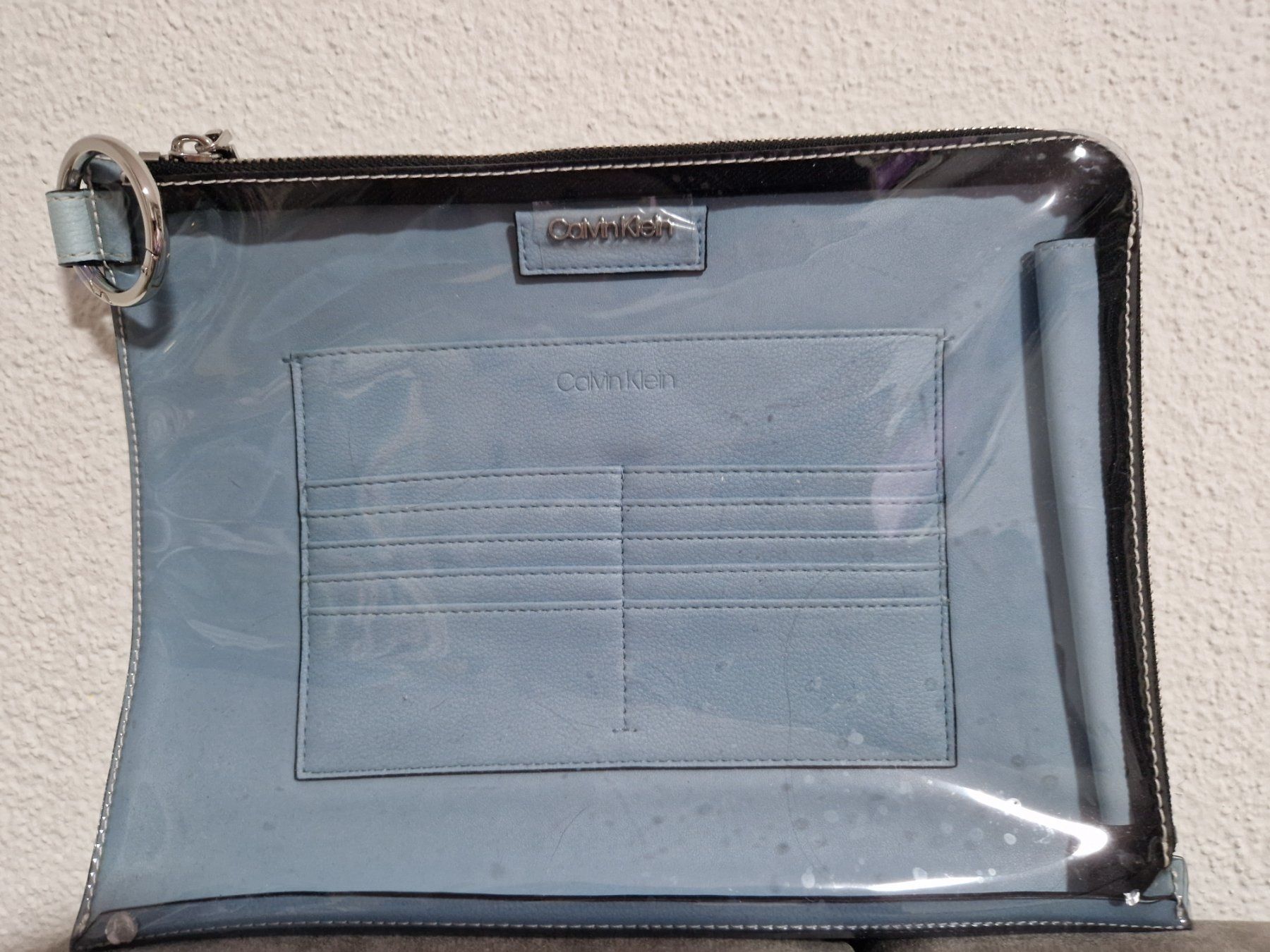 Calvin Klein Sacs femmes: Calvin Klein Clutch – D'occasion à Kefikon TG par Livline