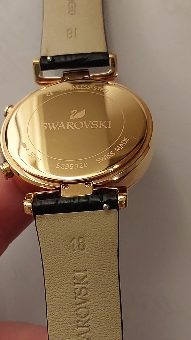 Swarovski Uhren: Swarovski Uhr Damen  – Gebraucht aus Rorschach von von_gz5r 4
