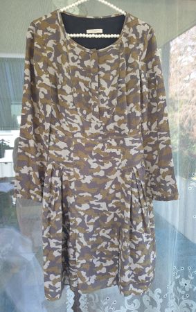 Seidenkleid BURBERRY BRIT, neuwertig,CH-Gr.36, 120 Fr.