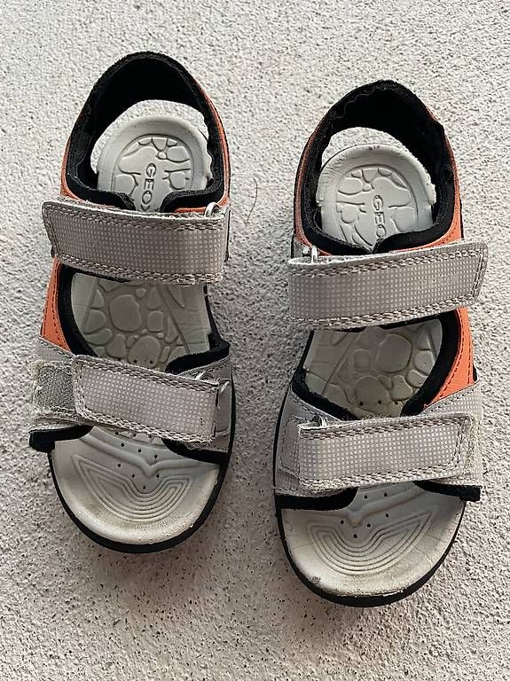 Geox Chaussures garçon: Geox Sandalen Grösse 27 – D'occasion à Brütten par Snowkiwi