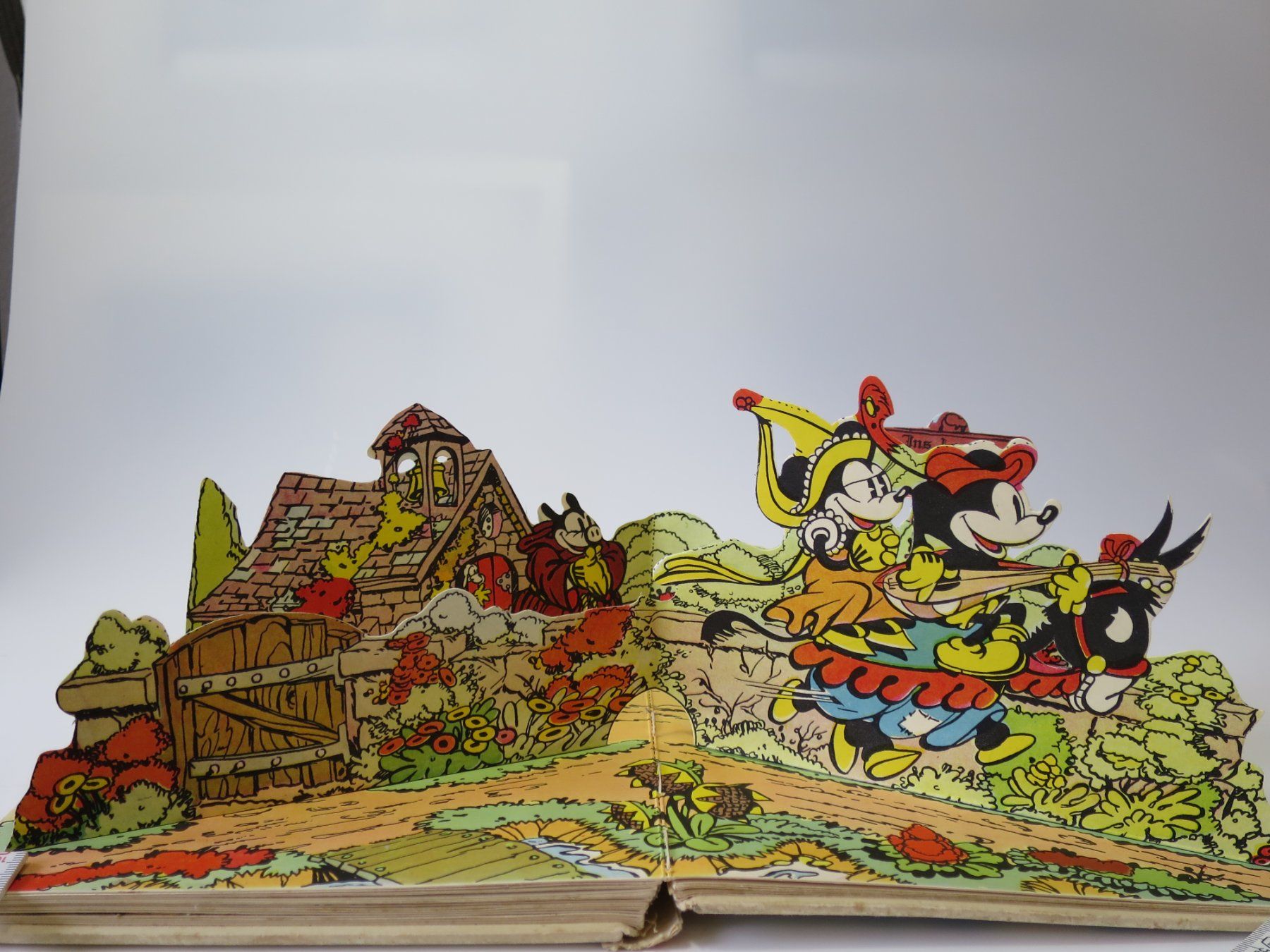 Fumetti: Micky Maus am Hofe König Arthurs, 1936 – Usato da Zürich venduto da 1.Simon 8