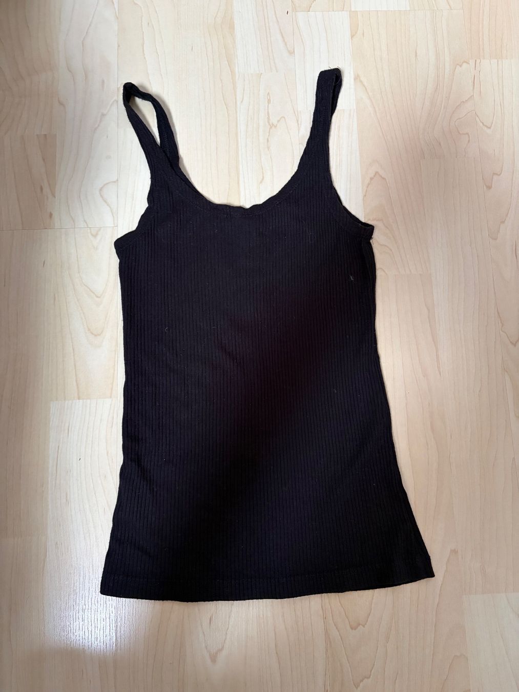 Tops: Trägertop Chicorée, schwarz, XS – Gebraucht aus Schleinikon von mirja_006 1