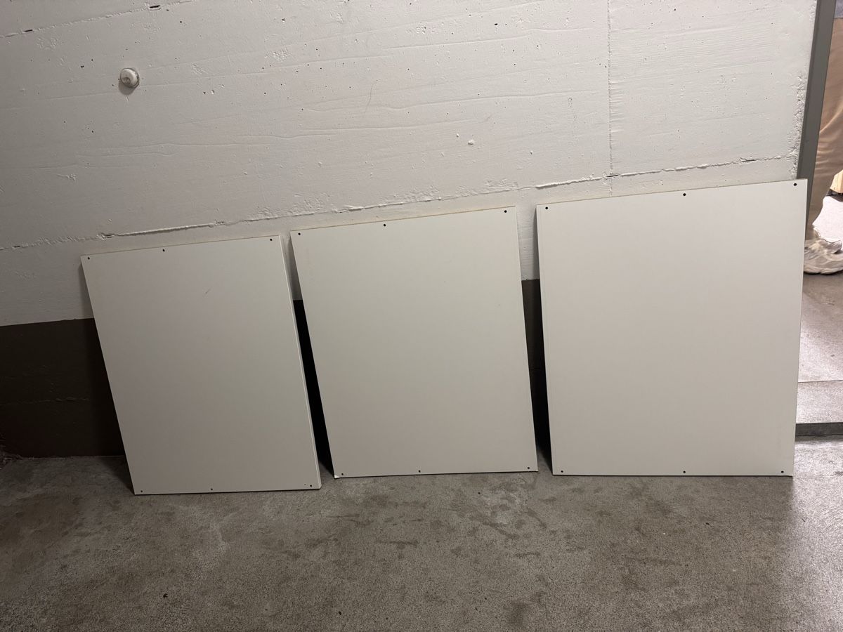 Schränke: 3 IKEA Komplement Platten weiss - 75x58cm – Gebraucht aus Lachen SZ von Chiara_Rico_Nosiadek