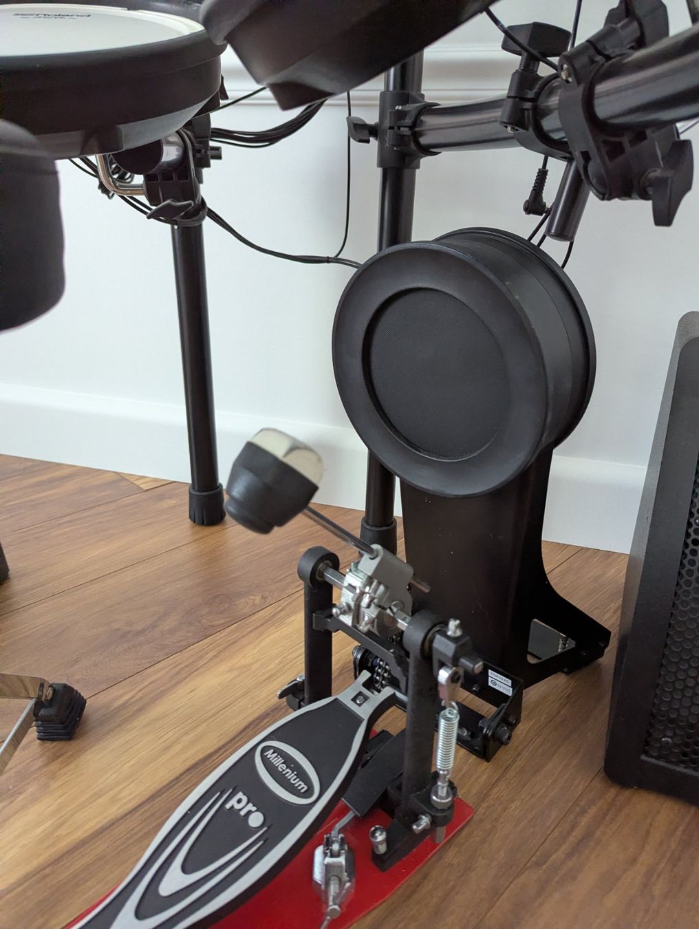 Roland Strumenti musicali: Roland TD-07KV V-Drum Set Bundle – Usato da Zürich venduto da den_j7bn 3
