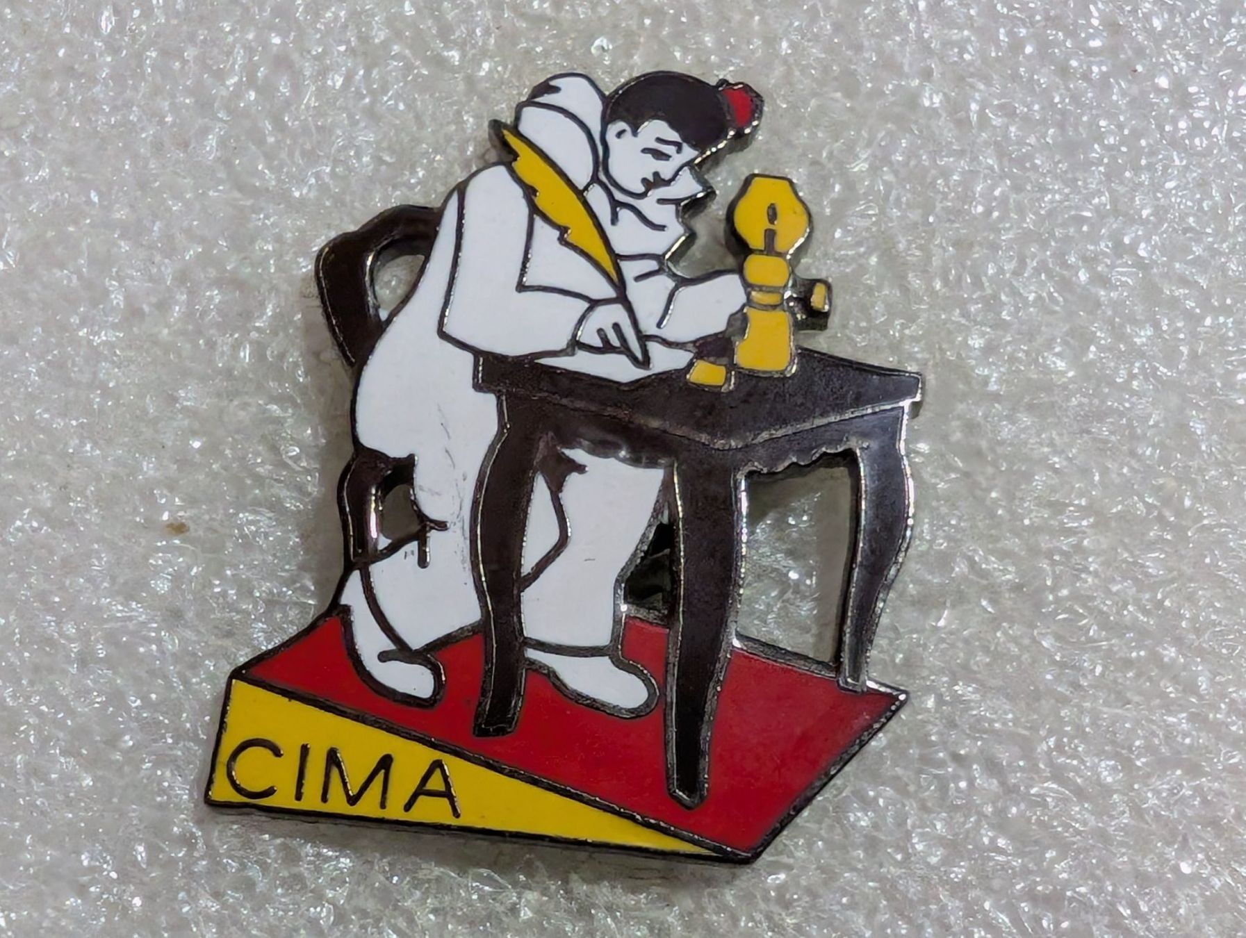 Placchette & Badge: Ansteckpin 216: Cima – Usato da Oppligen venduto da Pin-Fall-Shop