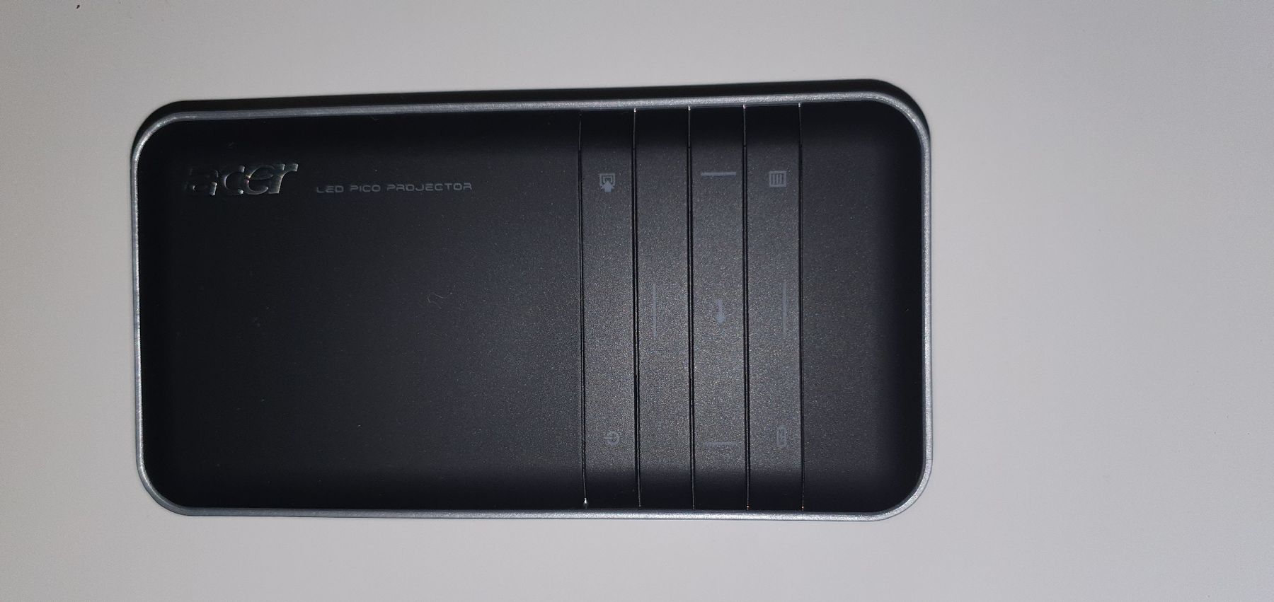 Acer Proiettori: Acer C20 Mini Projektor – Usato da Thalwil venduto da ald_6yrs 3
