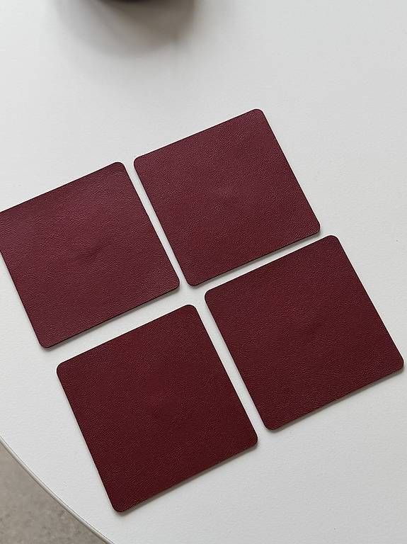 Dessous de verre: 4er Set Untersetzer in Leder-Optik – D'occasion à Frauenfeld par Jessy_kardakova 1