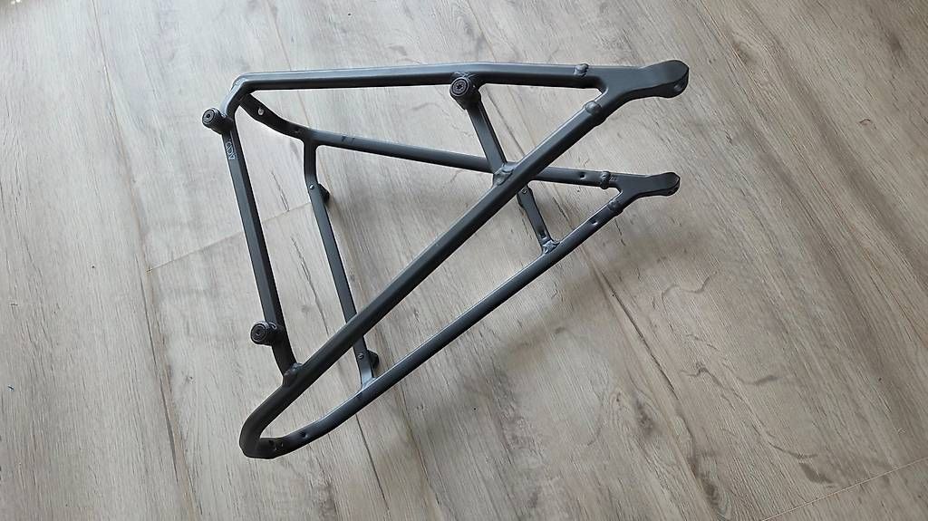 Cube Pièces détachées: Cube ACID Gepäckträger SIC 2.0 RAIL 29'' black – D'occasion à St.Erhard par tokylo 1