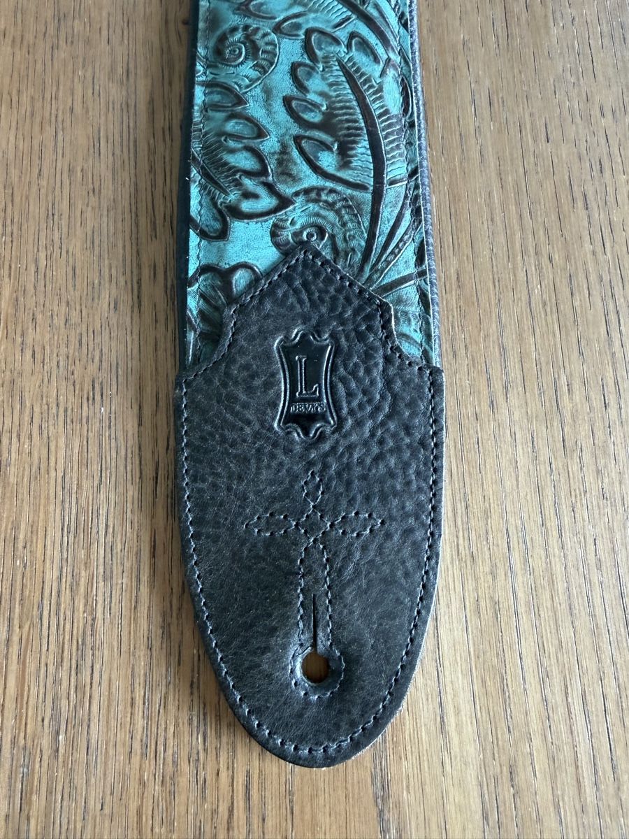 Autres accessoires: Embossed leather guitar strap – Neuf (Voir description) à Zürich par goo_g8wb 3