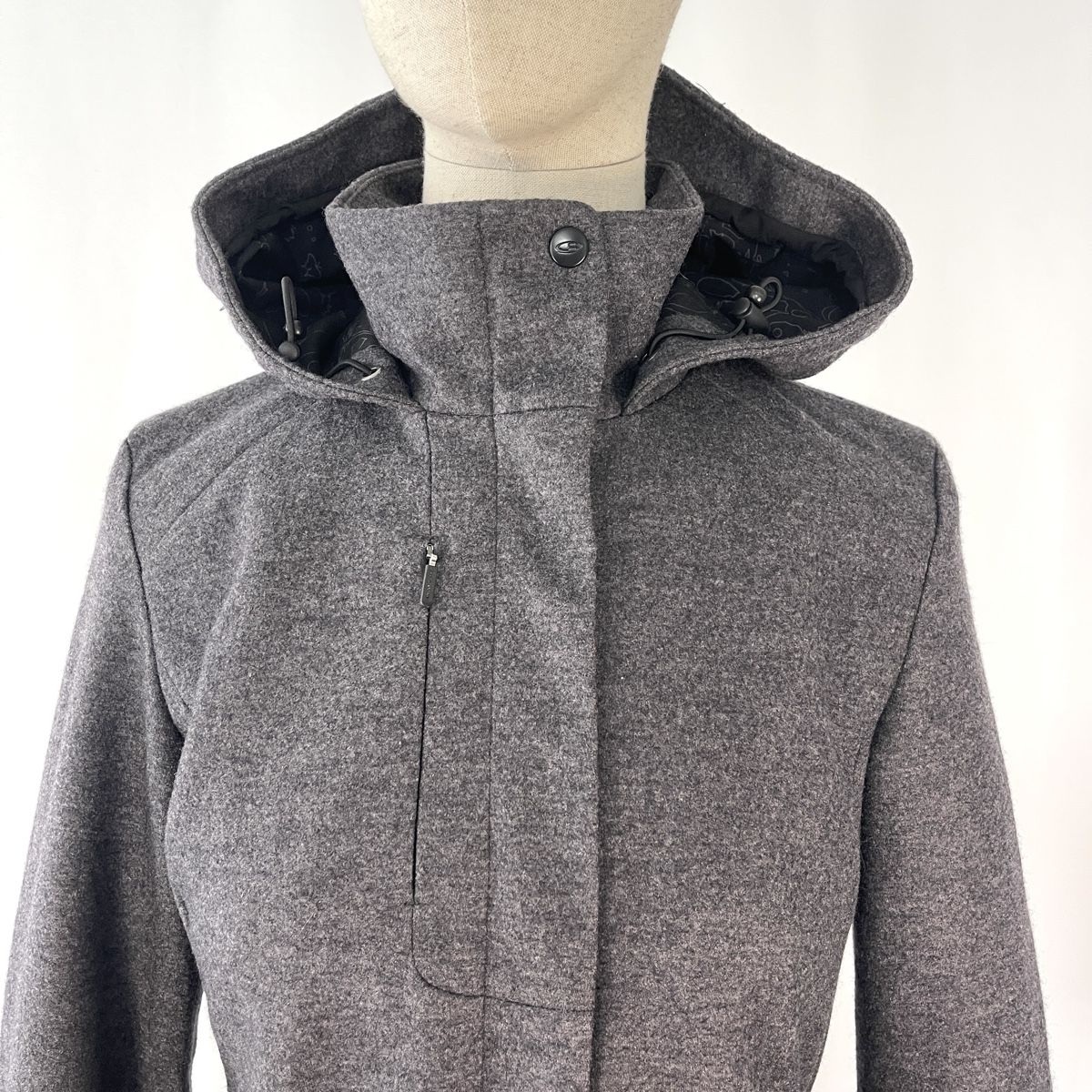 Icebreaker Giacche: ICEBREAKER PARAMOUNT Hooded Jacket – Nuovo (secondo la descrizione) da Freienbach venduto da Avviivva_Shop 3