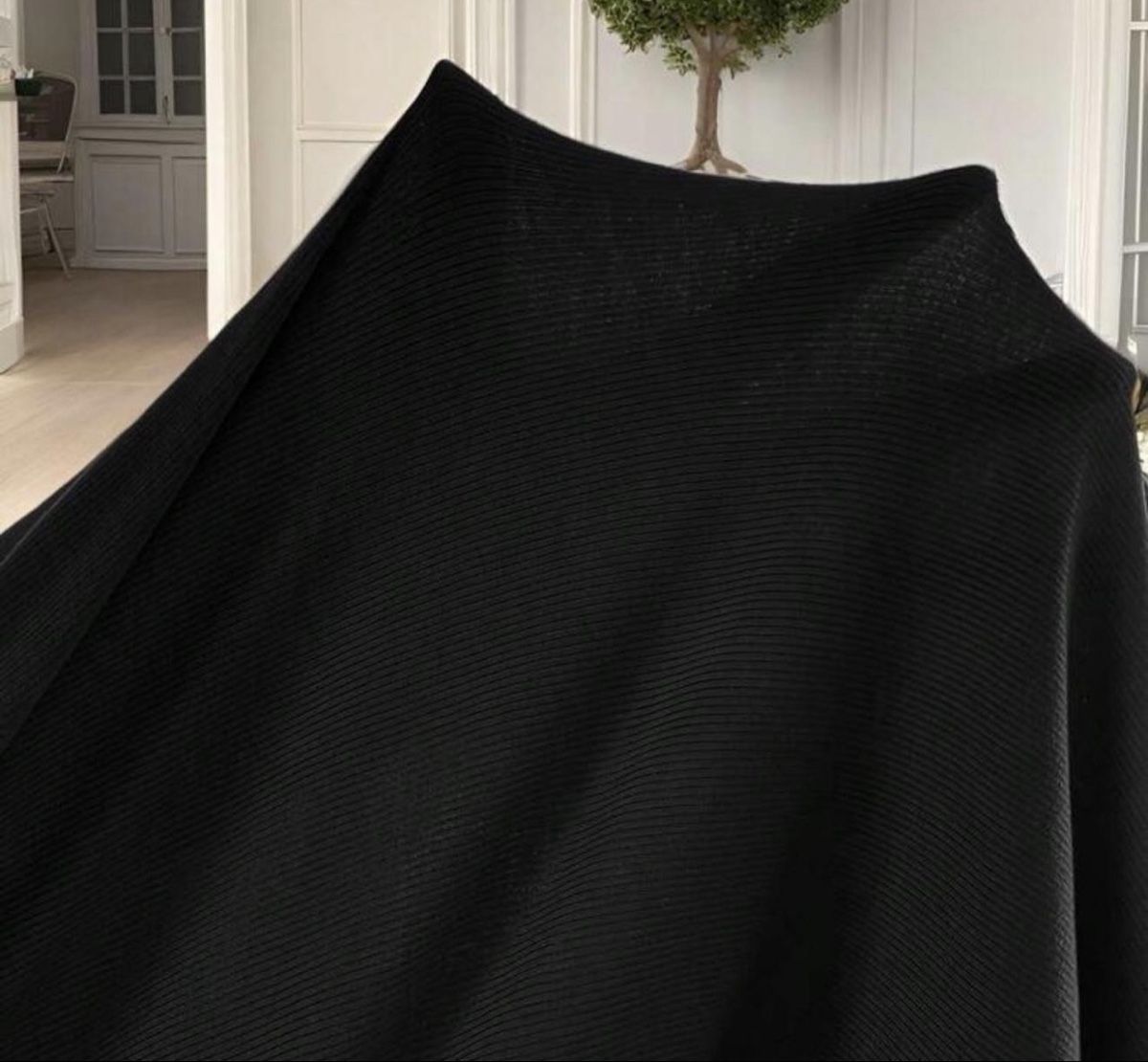 Kleider: black maxi dress with slit – Neu (gemäss Beschreibung) aus Zürich von onlyifashion 1