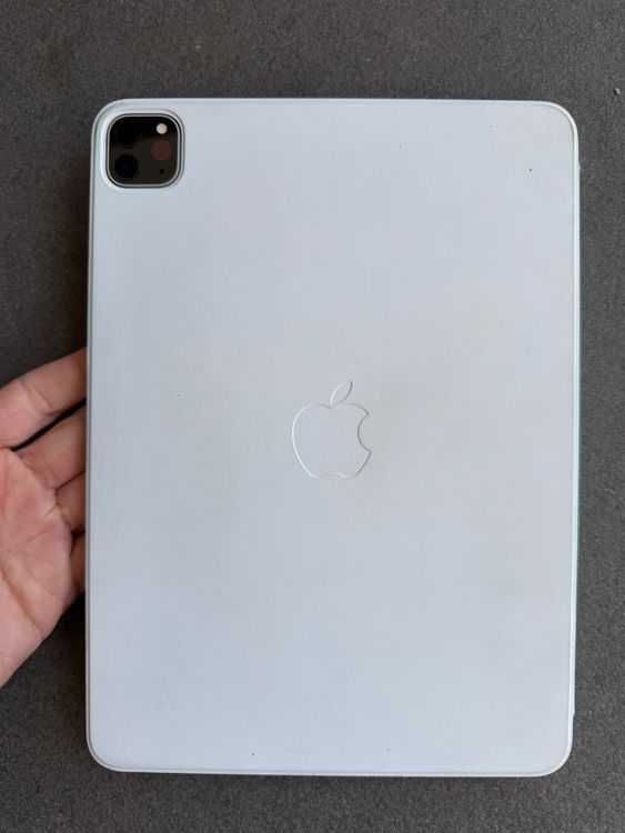 Apple Covers & Borse: Apple Smart Keyboard Folio iPad Pro 11, Smart Folio – Usato da Ennetbaden venduto da miboo 8