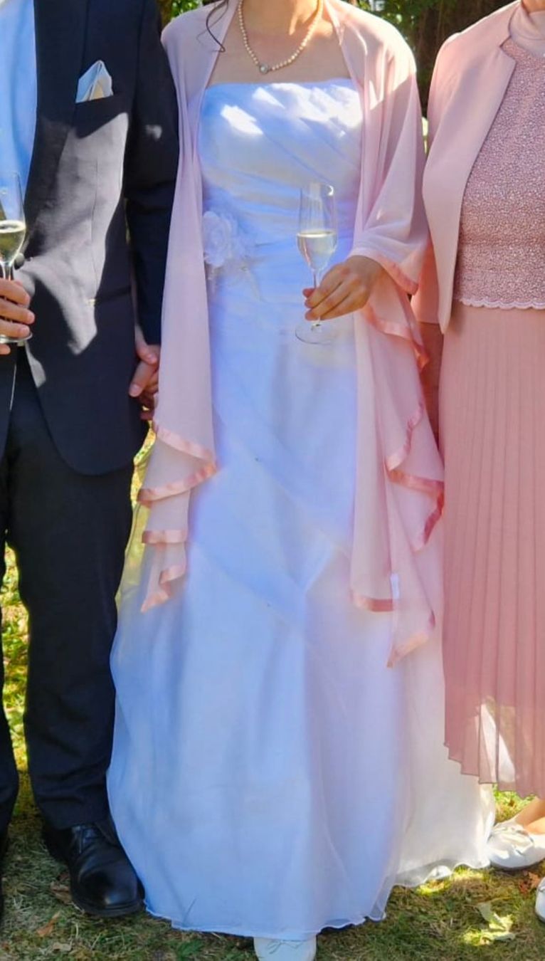 Vestiti: Wunderschönes Hochzeitskleid – Usato da Luzern venduto da and_r5gb 4