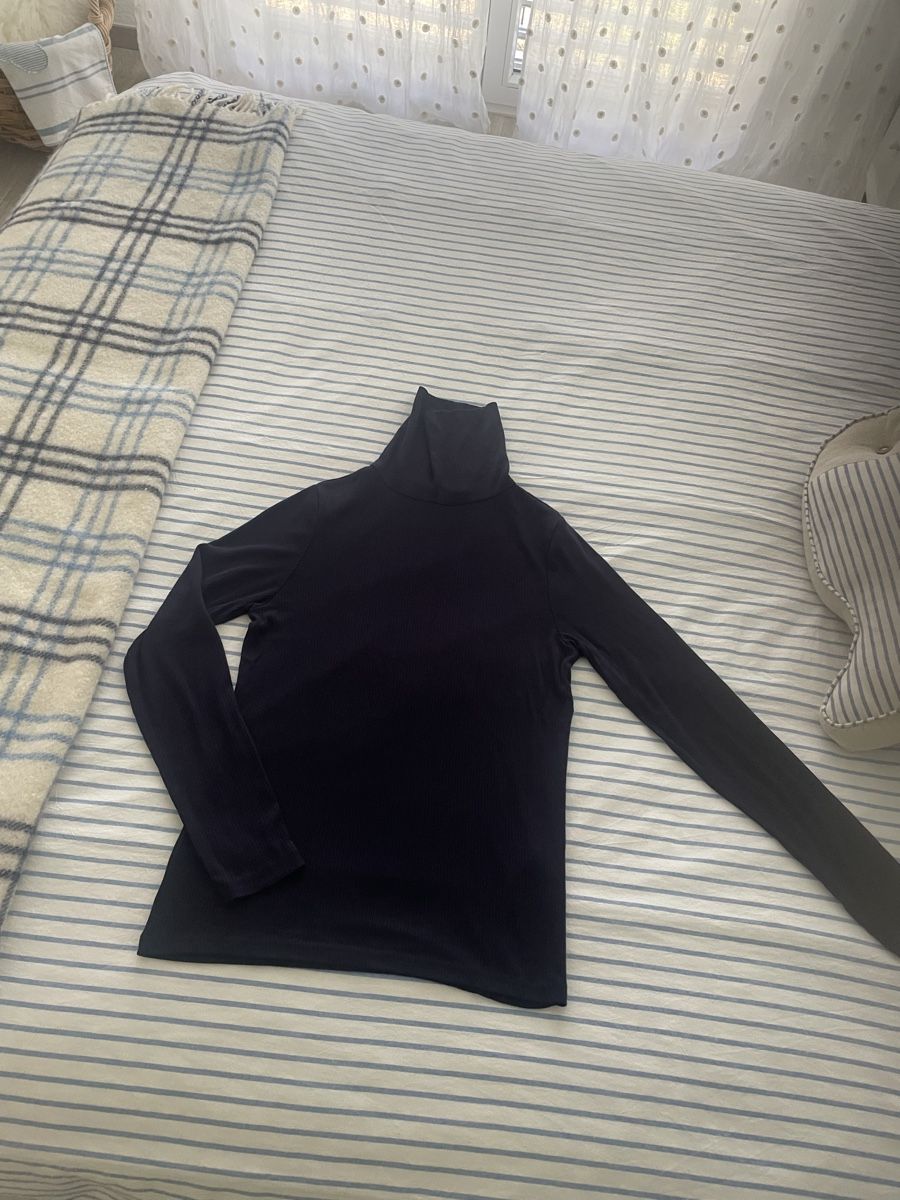 Maglioni & Felpe: Esprit Rollkragenpullover dunkelblau Grösse S. Neu – Nuovo (secondo la descrizione) da Dübendorf venduto da jlu_r7hz 4
