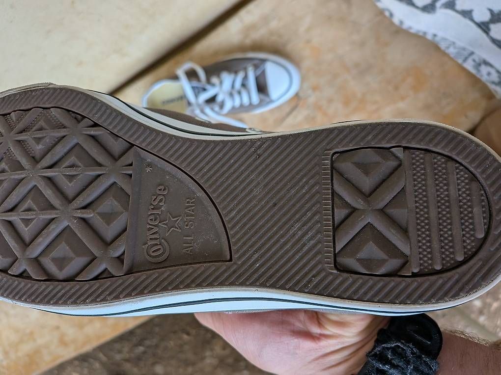 Scarpe da uomo: Converse 42 Schuhe NEU – Usato da Gipf-Oberfrick venduto da lekker-pindakaas 2
