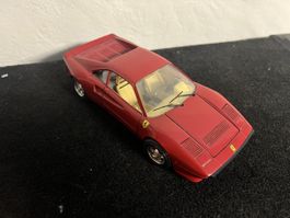FERRARI 1/24, GT0 1984 Modellauto