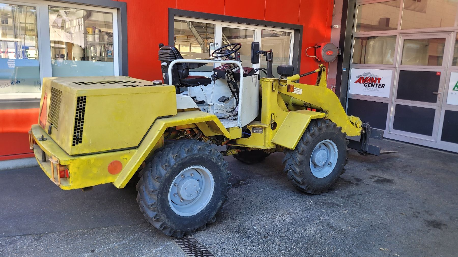 Hoflader: Pneulader Radlader Hoflader OK L4 – Gebraucht aus Wolhusen von Amrhyn6110 2