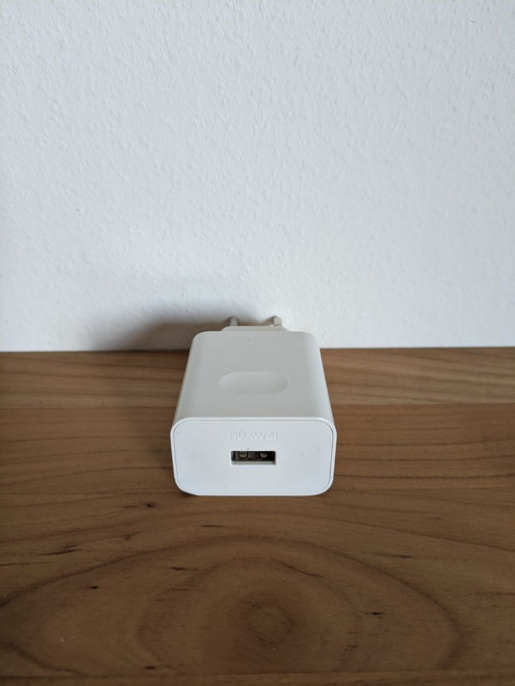 Huawei Caricabatterie: Original 40W Huawei SuperCharge Ladegerät – Usato da Wil SG venduto da SomeGuy 2