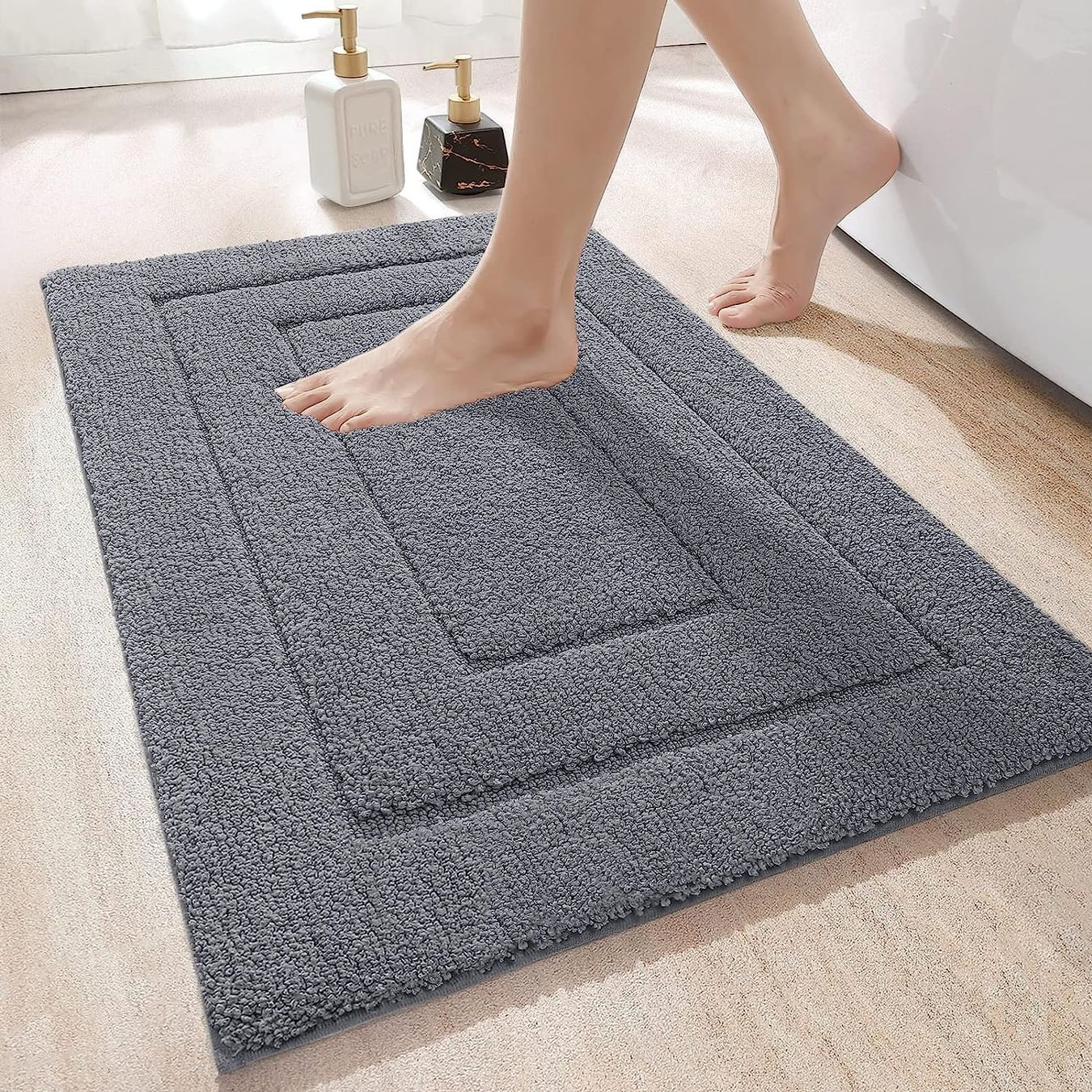 Tappetini fitness: Badteppich rutschfest, 40 x 60 cm – Nuovo e nell'imballaggio originale da Nuglar venduto da SaleRitter