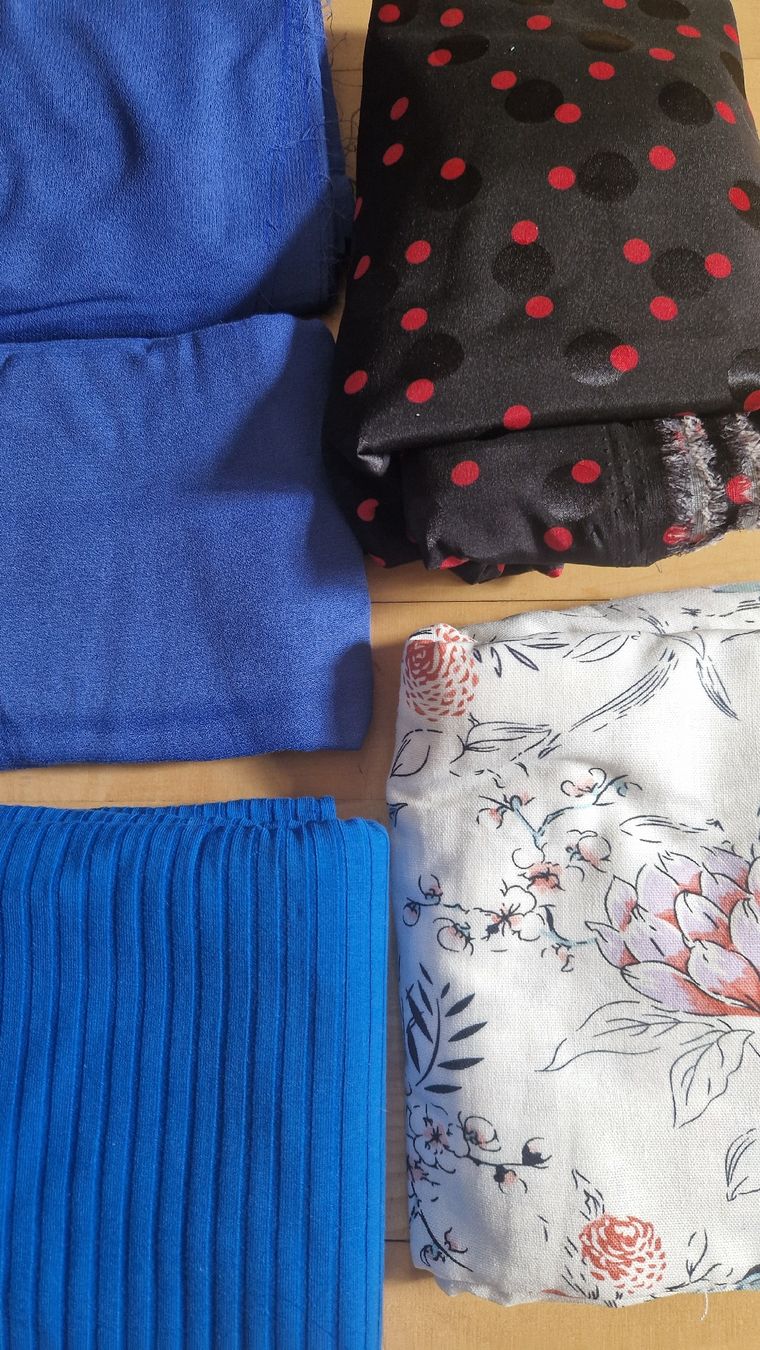Stoffe: Stoffpaket  – Neu und originalverpackt aus Bern von Blackcrx 1