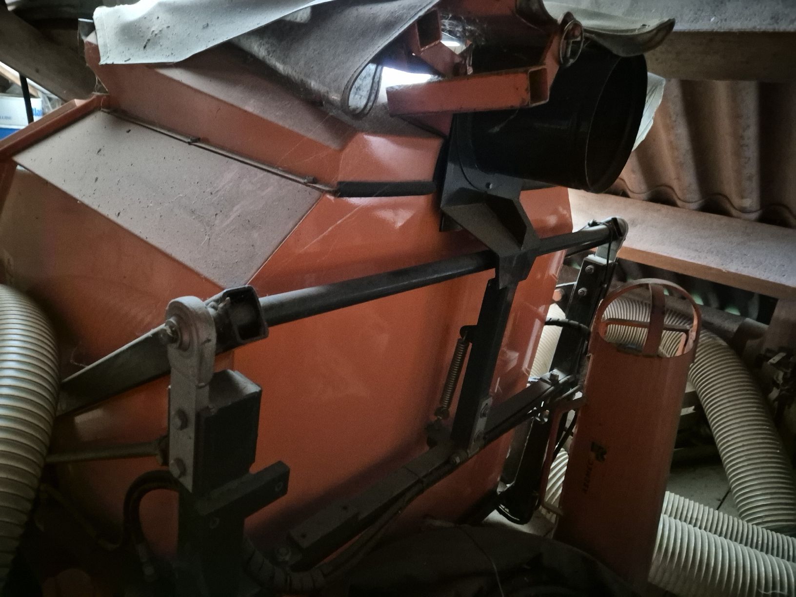 Toutes les machines: sichelmäher container mit gebläse – D'occasion à Kaltacker par chr_68qp 1