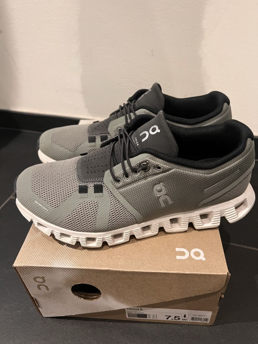 On Damenschuhe: On Cloud 5, 38.5 – Gebraucht aus Wolfhausen von Starlake 2