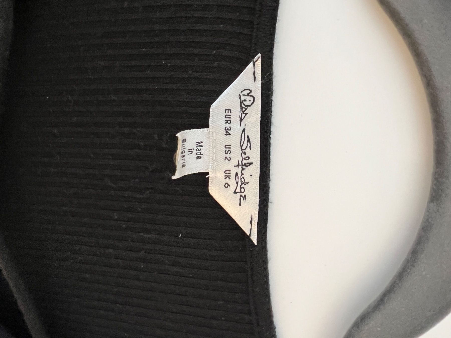 Pullover & Sweatshirts: Pullover Grösse 34 schwarz – Gebraucht aus Schafisheim von inf_5dtw 1