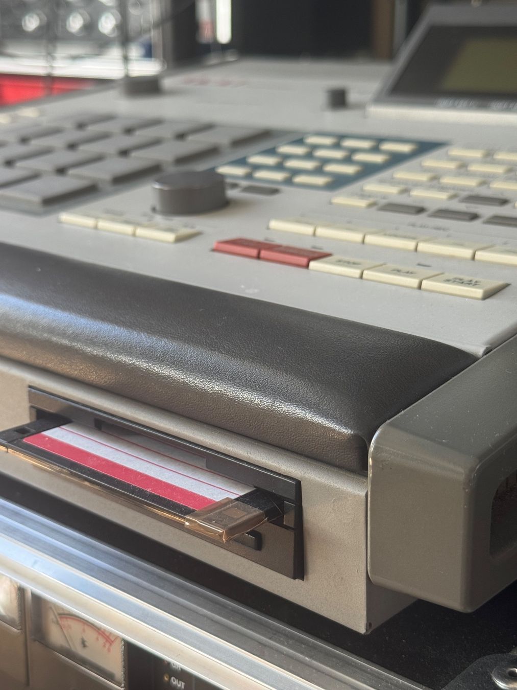Akai Strumenti musicali: MPC60 - akai - ultra rare – Usato da Zürich venduto da MD8585 3