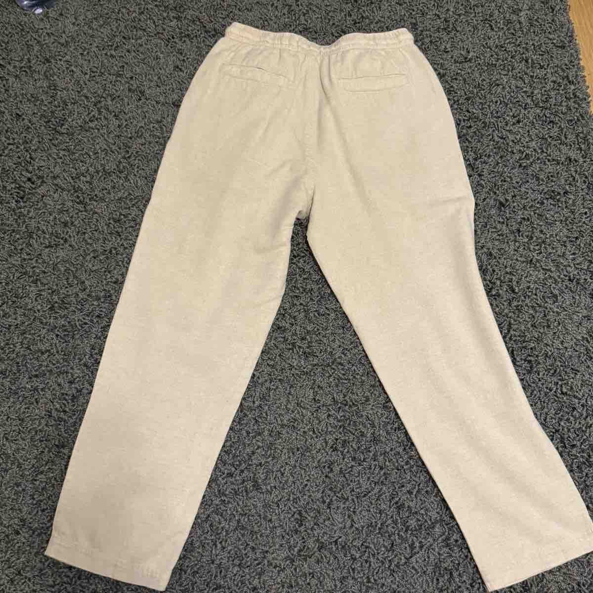 Pantaloni: Zara Freizeithose beige Grösse M neuwertig – Nuovo (secondo la descrizione) da Oetwil am See venduto da kov_k5md 2