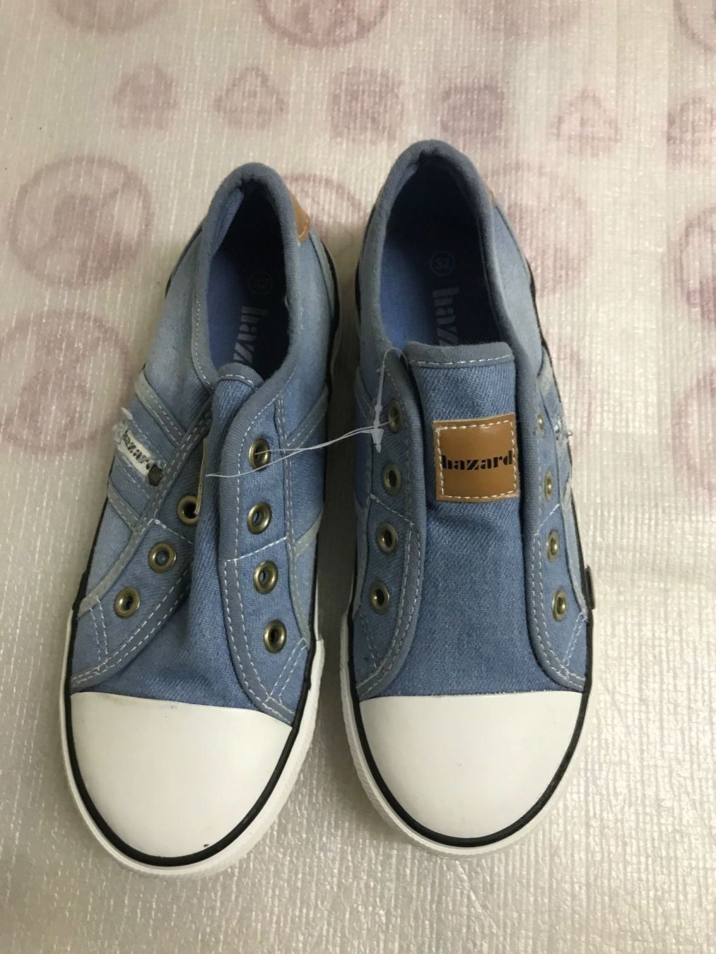 Scarpe per ragazzi: 6  paar Kinderschuhe grösse 32 – Usato da Thun venduto da jeff070 2