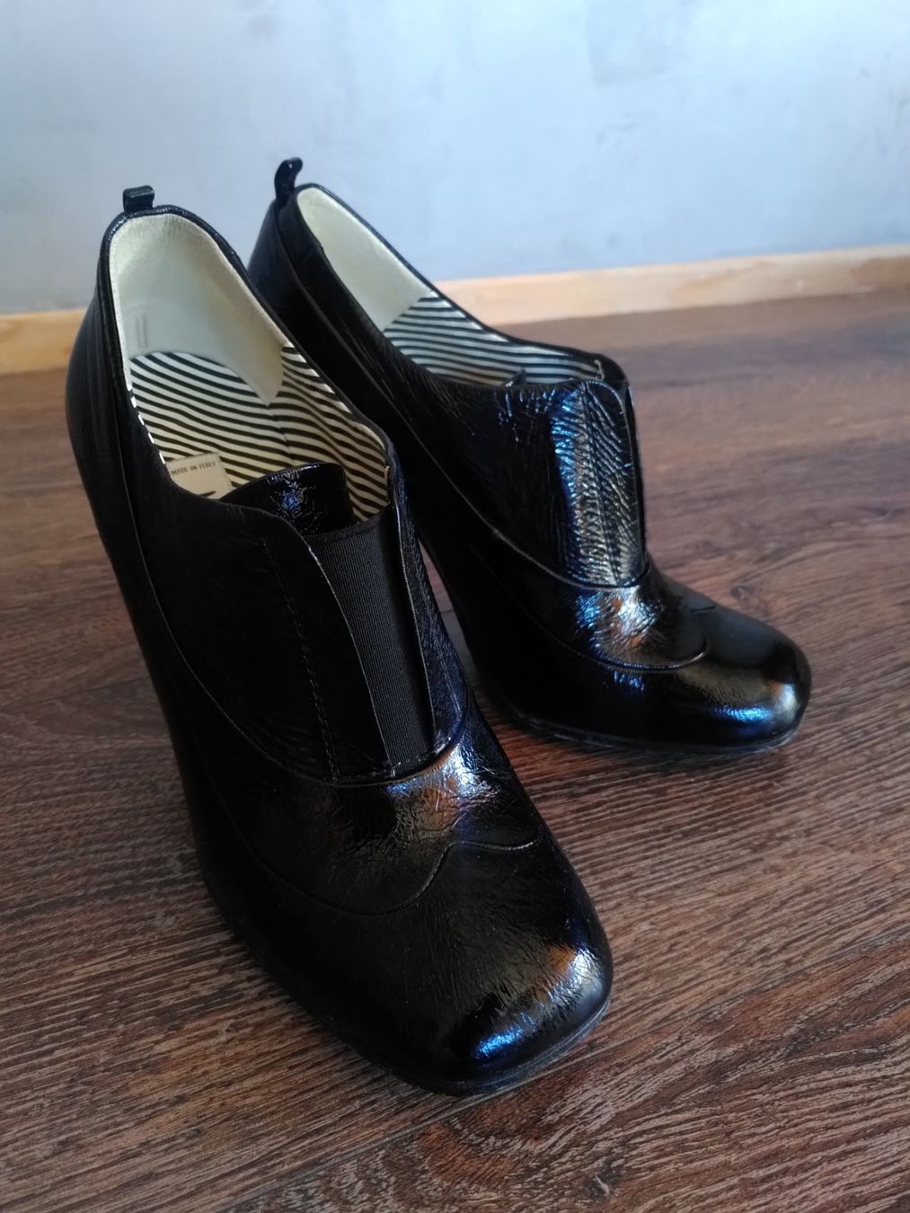 Moschino Chaussures femmes: Talons noir cuir Moschino – D'occasion à Châtel-St-Denis par melaimelai 5