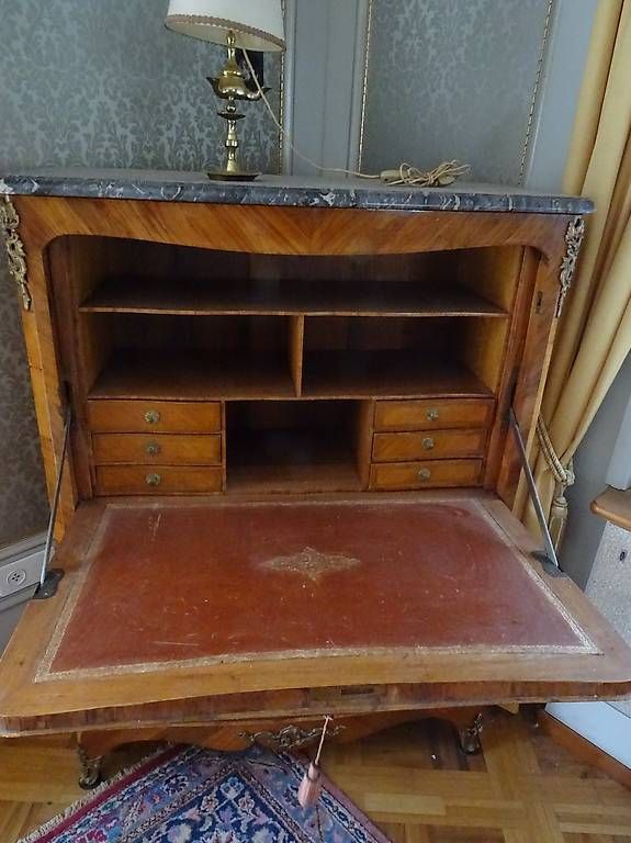 Schreibtische: Secrétaire ancien Louis XV  – Gebraucht aus St-Blaise von NSUTT1953 2