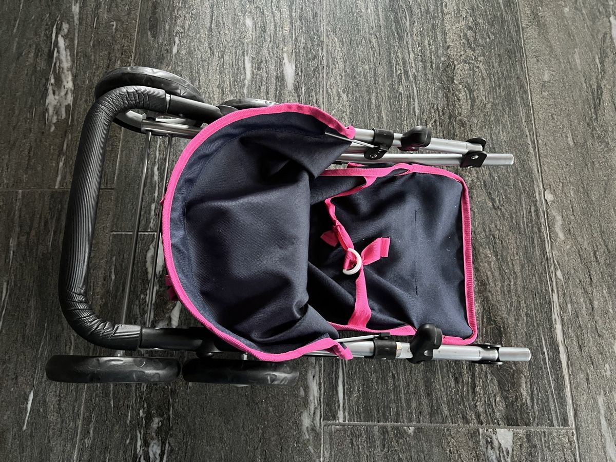 Carrozzine per bambole: Super Puppenwagen mit Einhorn Design – Usato da Thalwil venduto da Diaki 2