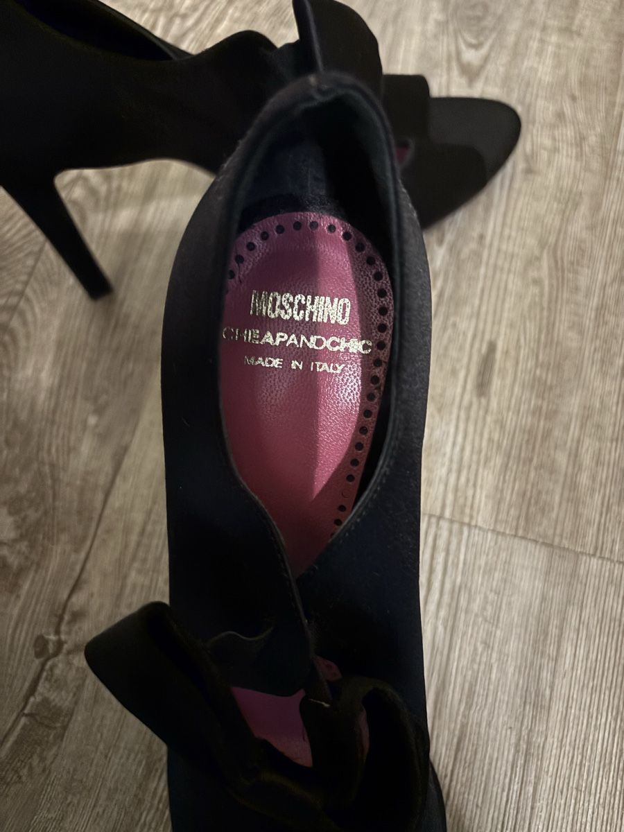 Scarpe da donna: Moschino – Usato da Oberengstringen venduto da nad_wmw2 4