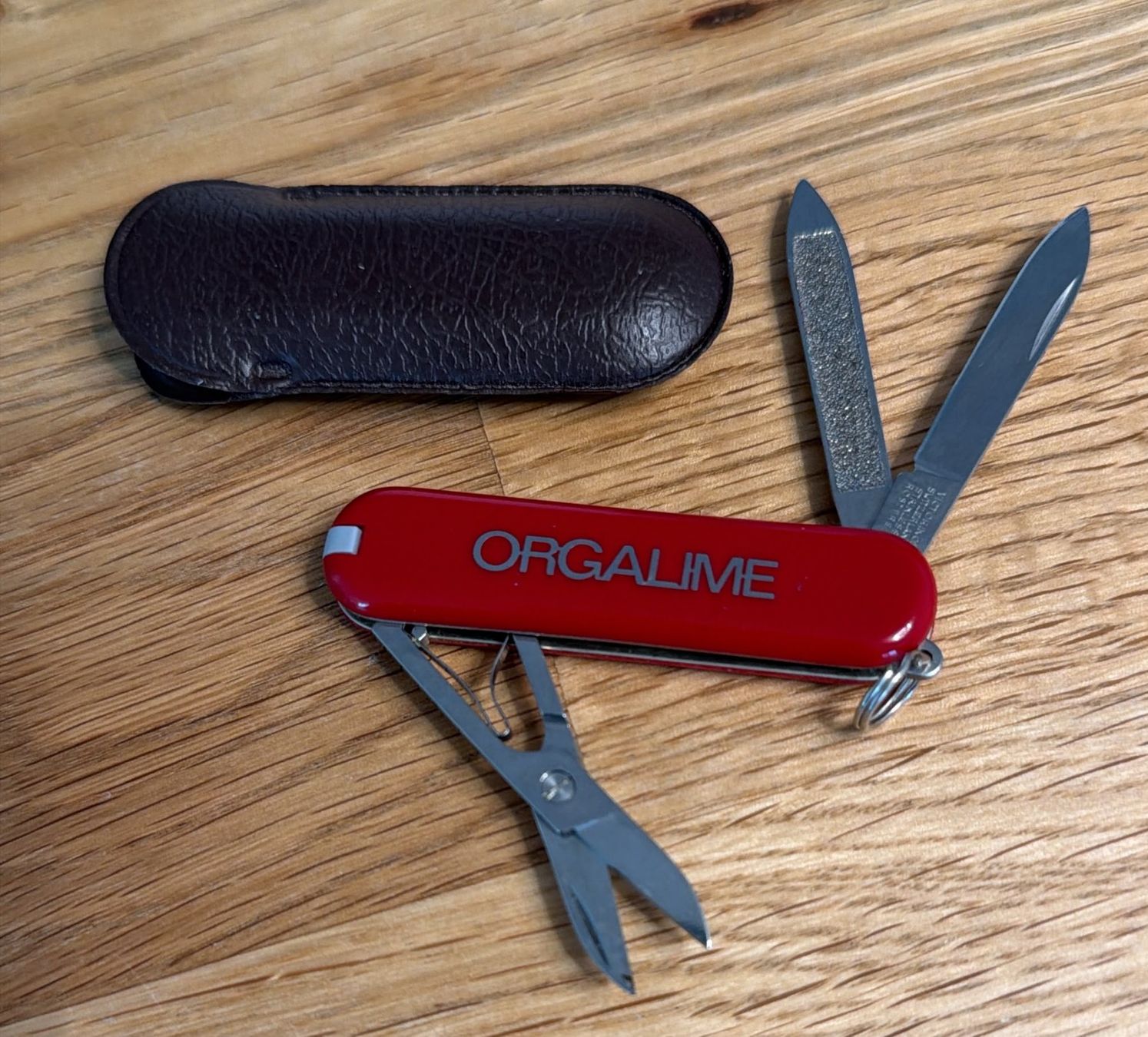 Victorinox Coltelli tascabile: VICTORINOX SACKMESSER ORGALIME MIT ETUI – Usato da Zürich venduto da Frei-Occasionen 4