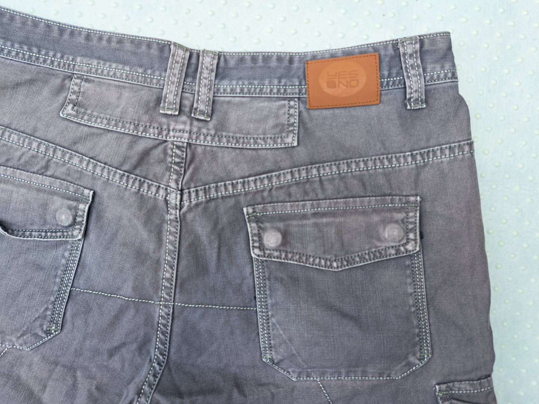 Yes Or No Pantaloni: Sommer-Bermudas, Cargo-Shorts, Grösse L – Usato da Gysenstein venduto da joshuas81 3